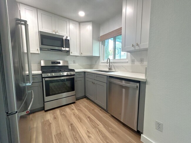 8325 Spring Desert Pl
