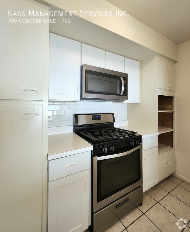 Building Photo - 700 Concord Ln Unit 702 Rental