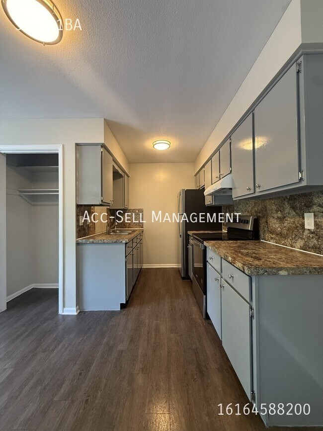 Photo - 5245 Rich-5245 Unit 5245