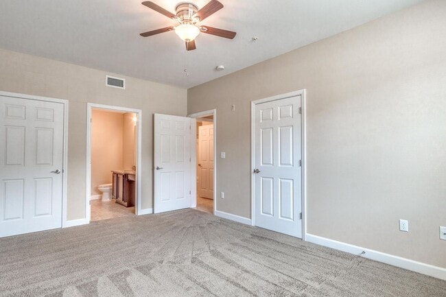 Photo - Beautiful Two Bedroom Apartment in Fort Walton Beach! Unit 305