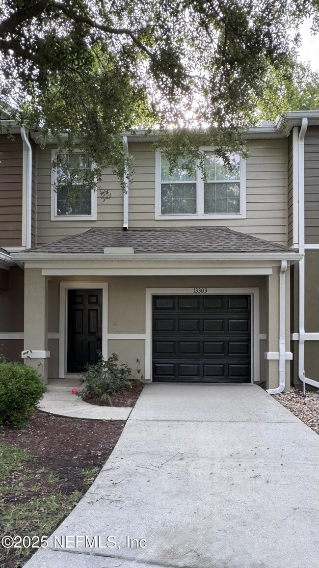 Photo - 13303 Solar Dr House
