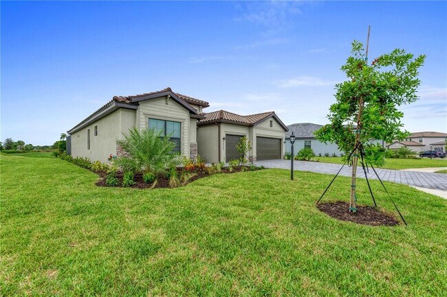 Photo - 16464 Whale Grey Pl