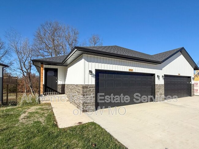 Photo - 2767 S Meadowlark Ave Rental