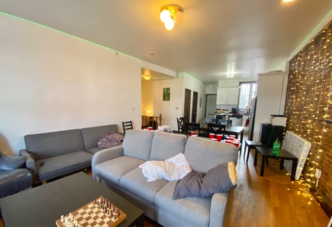 Photo - 526 Harvard St Unidad 1