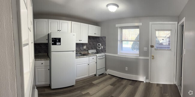 Building Photo - D1 Colonial Dr Unit D1-t2 Rental