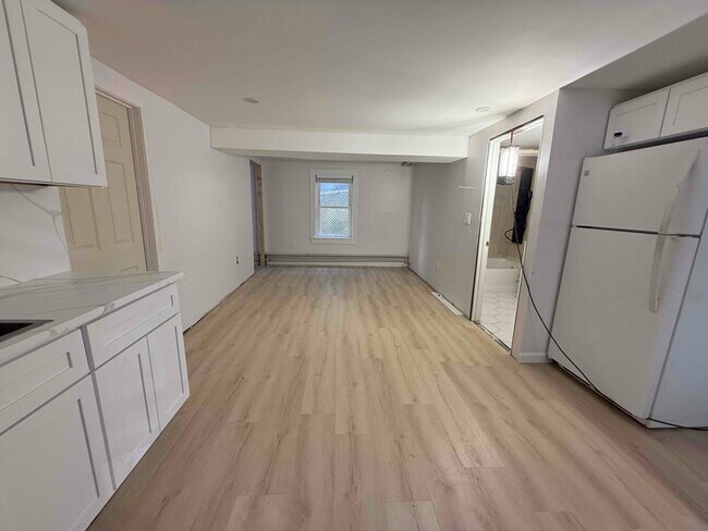 Photo - 35 Jamaica St Unit G