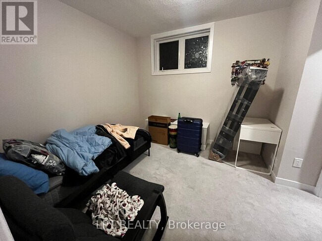 Photo - 212 Speckled Alder Row