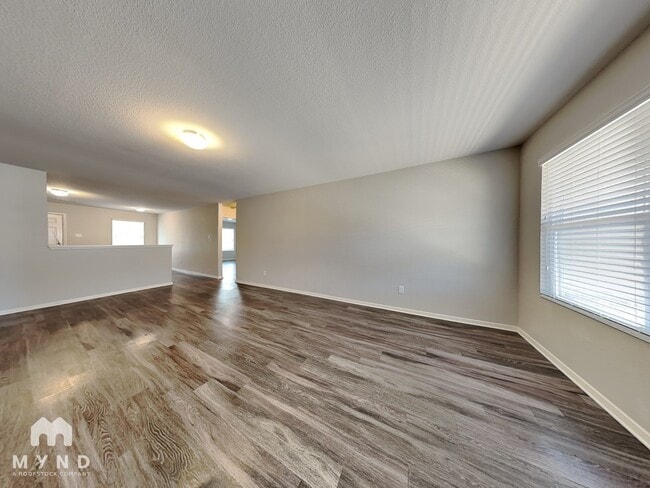 Photo - 9208 Pleasant Valley Dr