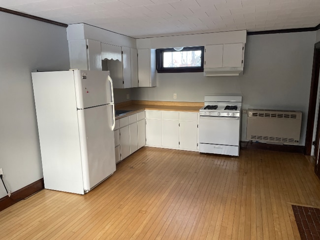 Photo - 363 Tuttle Rd