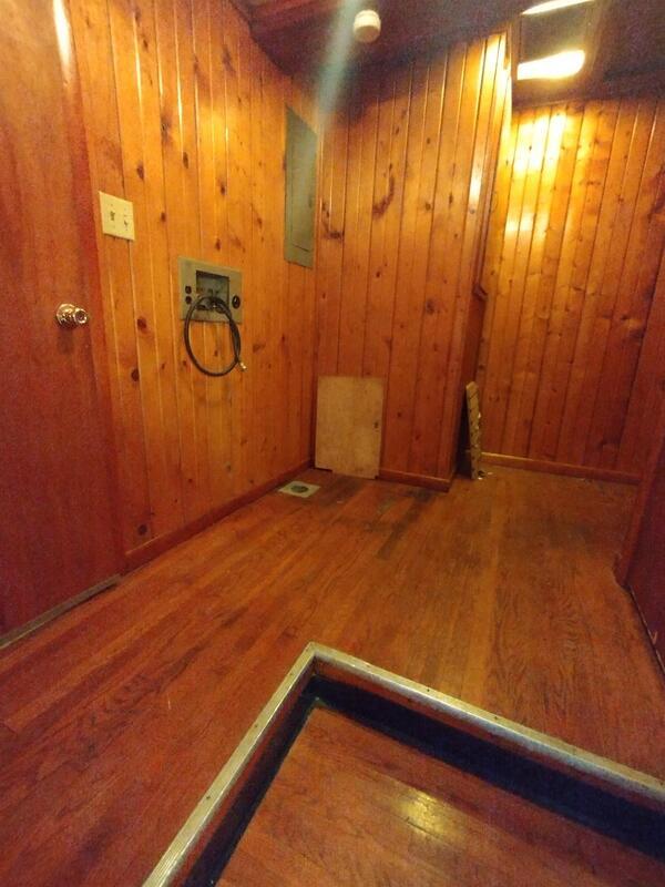 Photo - 126 4th St SW