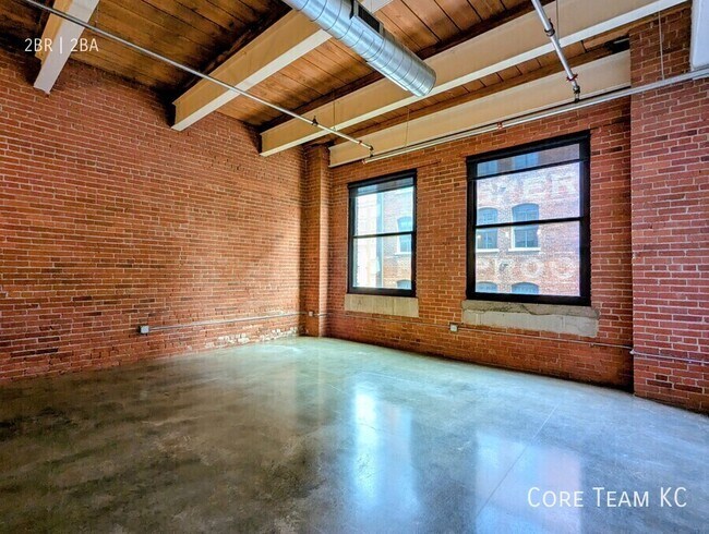 Photo - 382 W 22nd St Unit 301