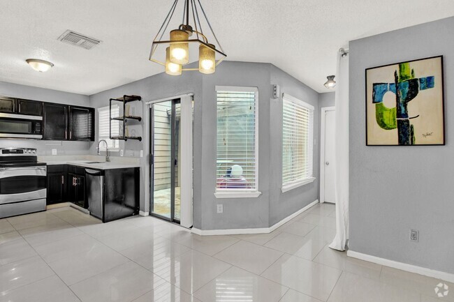 Building Photo - 3813 Landmark Rental