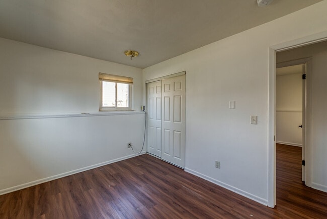 Photo - 6315 Grovenburg Rd