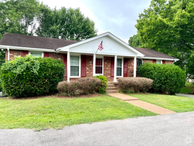 Building Photo - 256 Indian Lake Rd Rental
