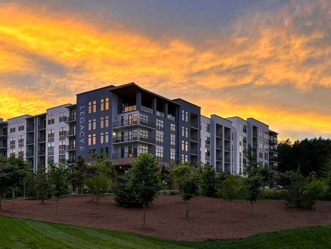 Legacy Cool Springs Apartments