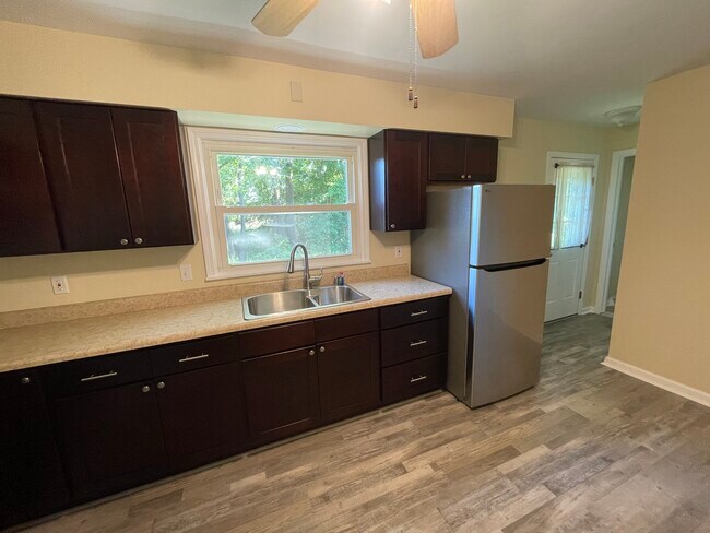 New Kitchen and appliances