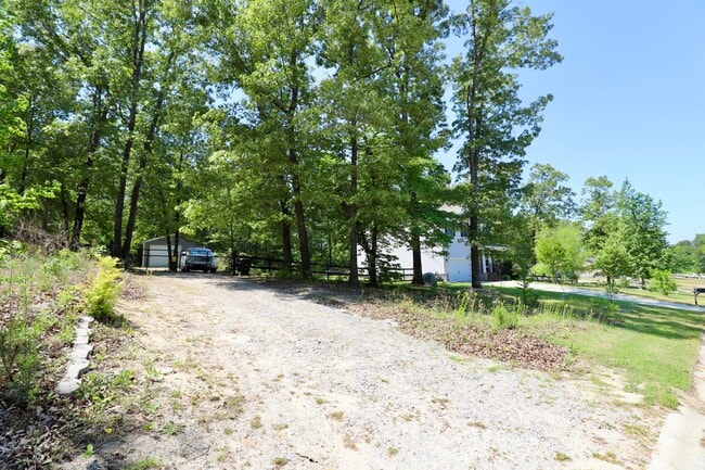 Building Photo - 71 Carina Ln