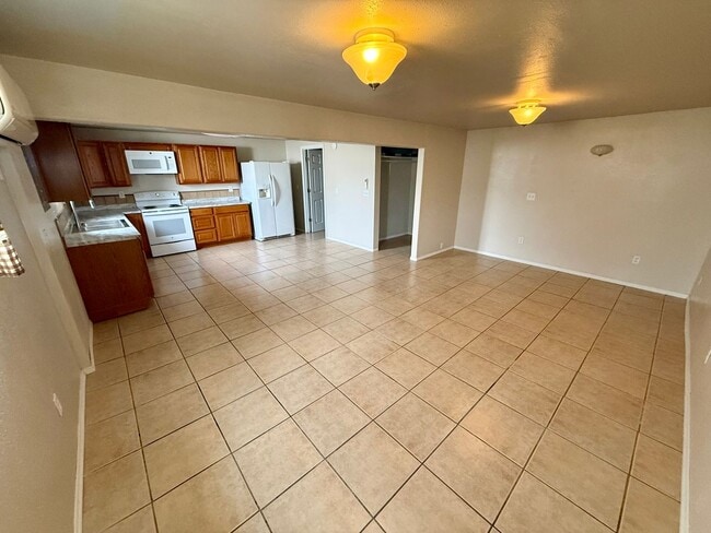 Photo - Thomas Duplex Unidad B