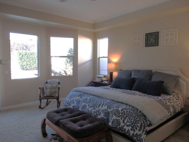 Photo - Taylorville Street