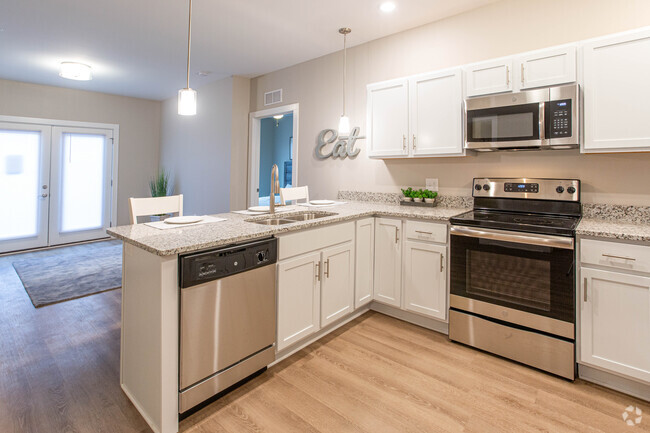 2BR, 2BA - Ruby - Kitchen - Gateway Crossing Apartments