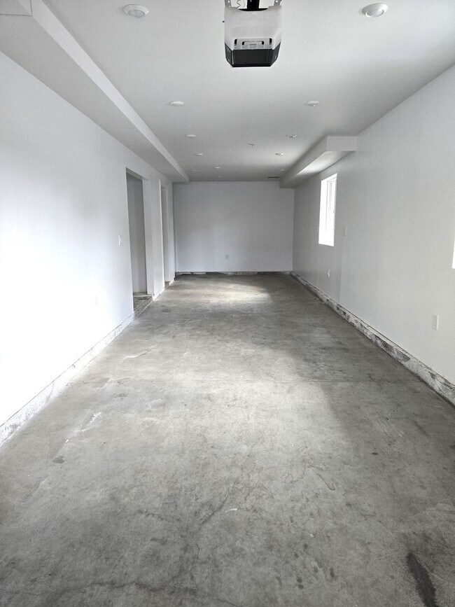 Photo - 3920-3922 1/2 Brighton Unit 3922 1/2 Brighton Ave