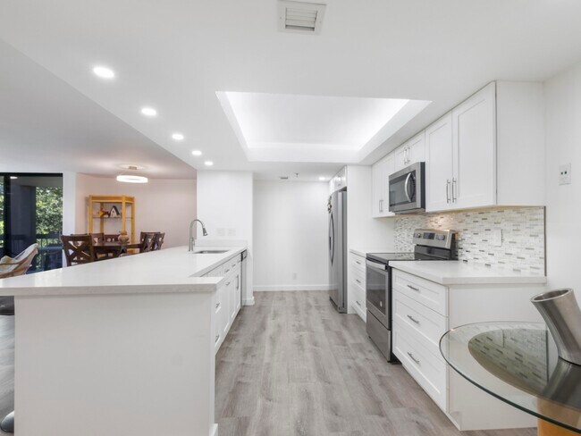 Photo - 955 Egret Cir Unit 402