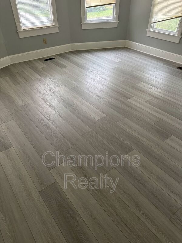 Photo - 1540 14th Ave Unit Apt A