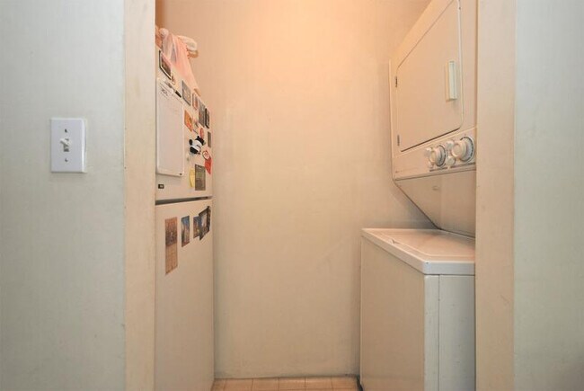 Photo - 44 Linden St Unidad 4