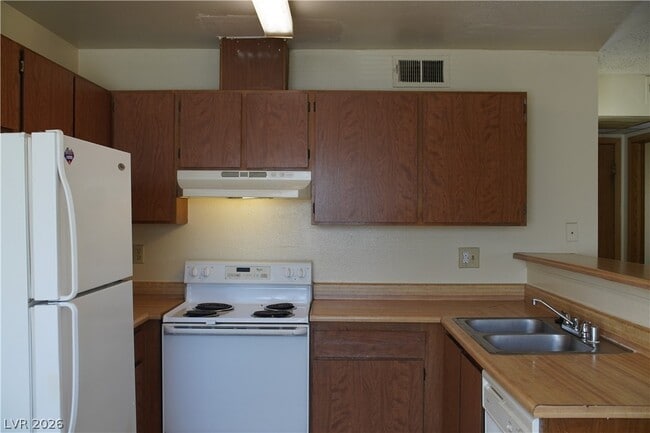 Photo - 4646 Tracylynn Ln