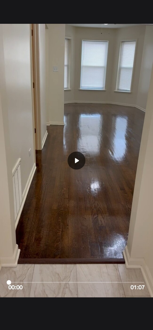 6212 S Bishop St Unit 1