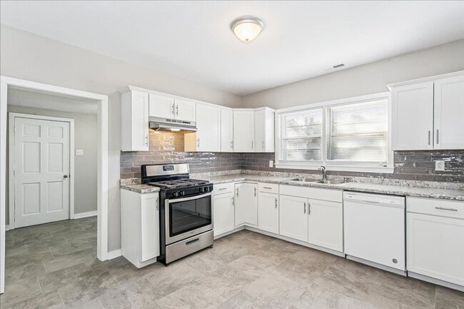 Photo - Charming Updated 2 Bedroom Home in Rose Hill. Rent To Own Available!