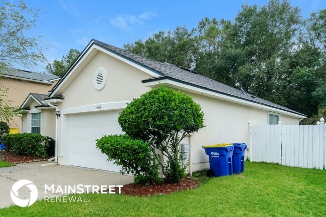 Photo - 45059 Amhurst Oaks Dr