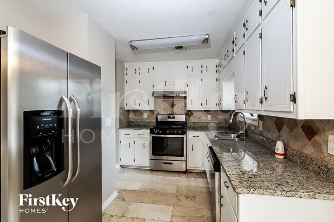 Photo - 2592 Chippewa Ct NW