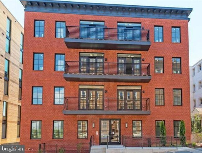 Building Photo - 1412 Chapin St NW Unit 2 Rental