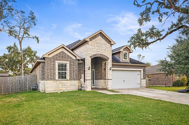 Photo - 267 Freeman Blvd