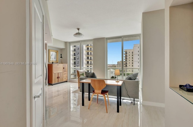 Photo - 315 NE 3rd Ave