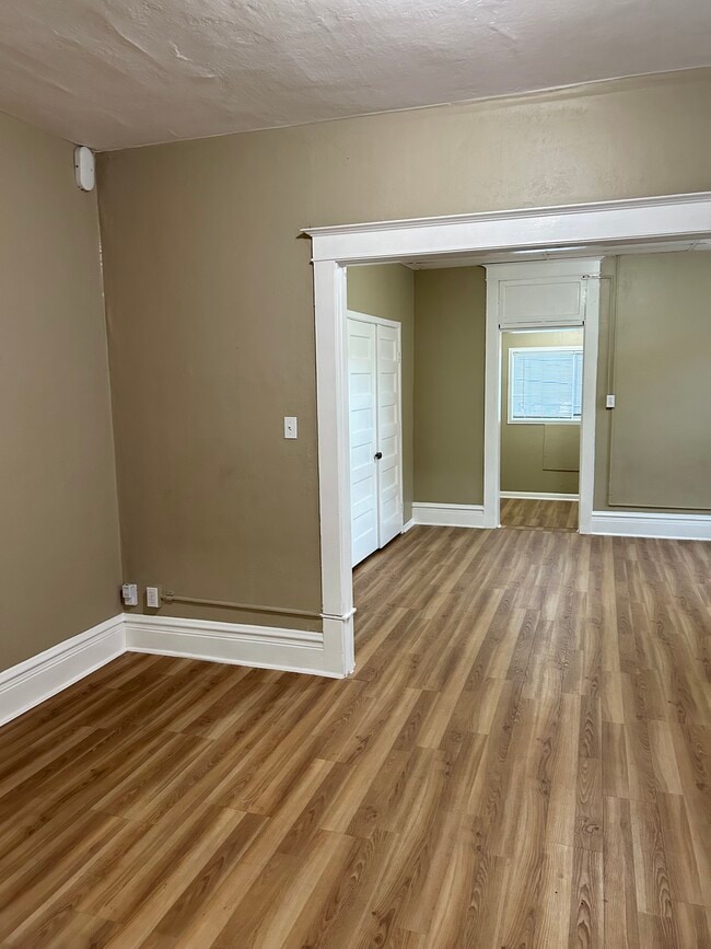 Photo - 251 E Broadway