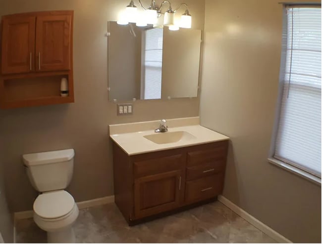 Photo - Single Family Home Located in Dubuque, IA!