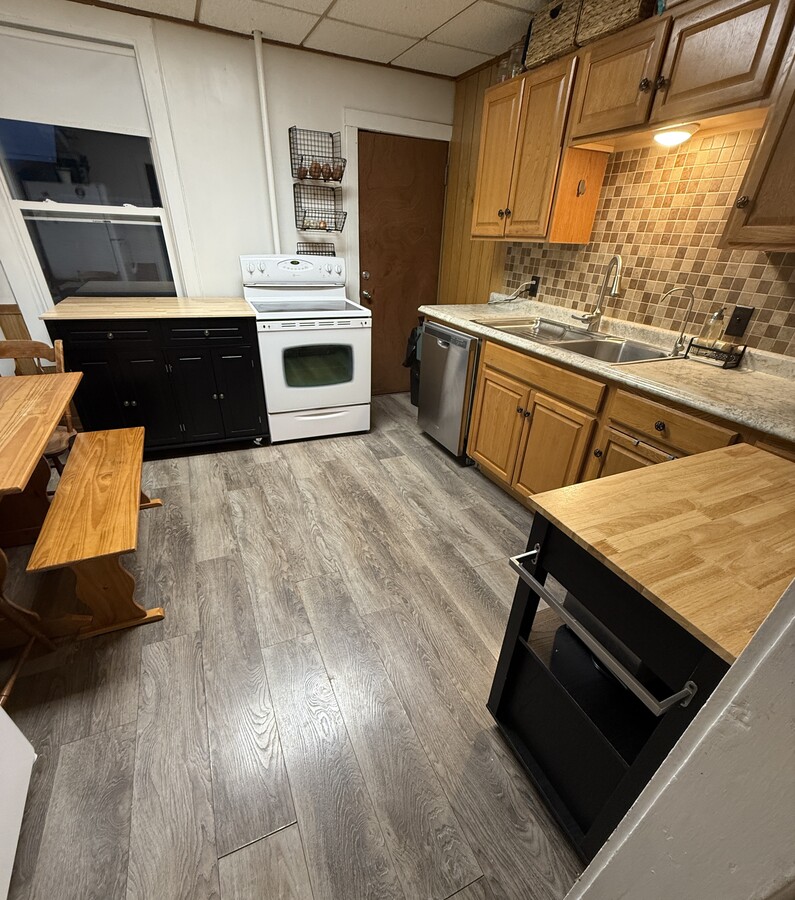 Photo - 905 N California Ave