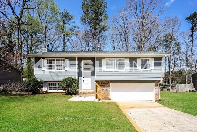Building Photo - 440 Johnson Rd