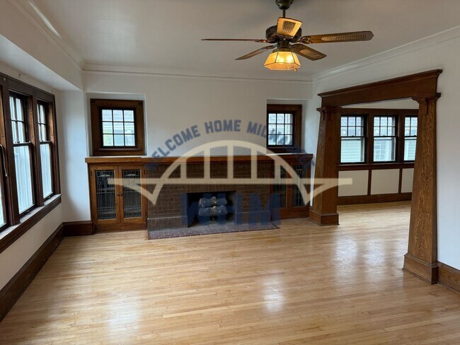 Photo - 1609 N 52nd St Unit Upper