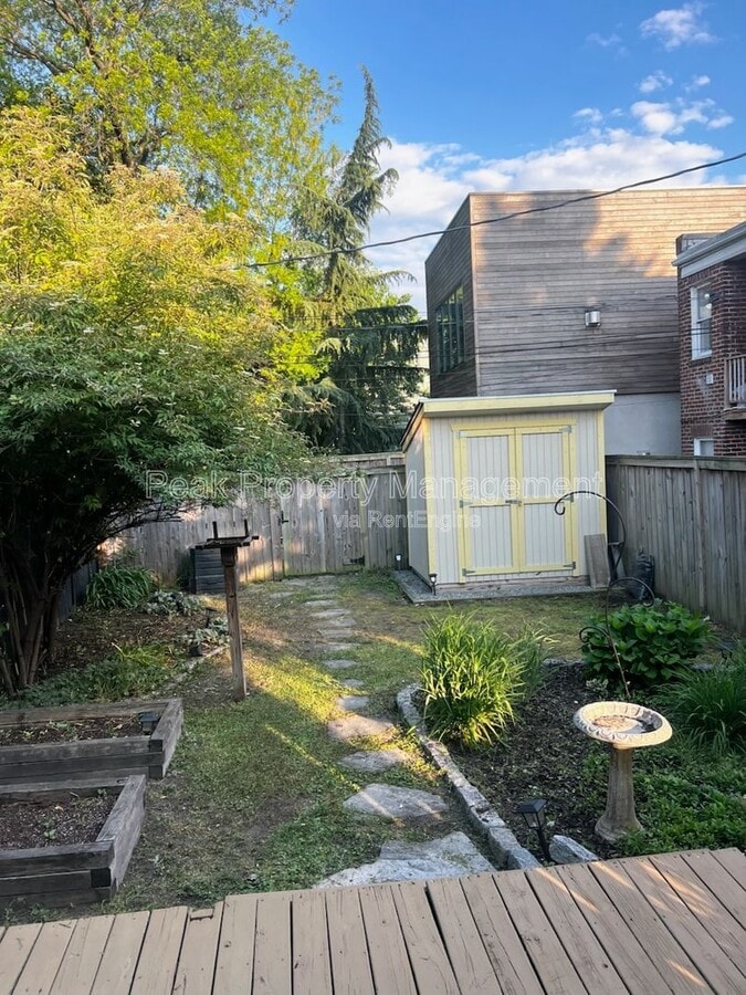 Photo - 307 N 29th St