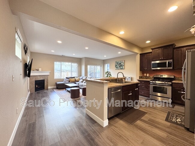 Photo - 4017 SE Lone Oak St