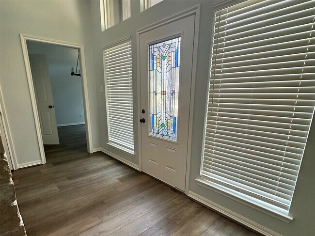 Photo - 15711 4 Leaf Dr