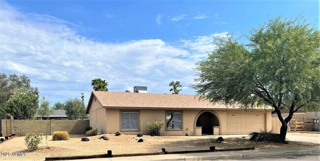 Building Photo - 4012 E Nisbet Rd Rental