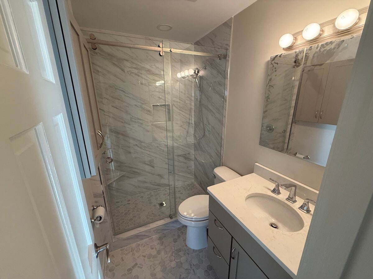 Photo - 1884 Montclaire Ln Unit 102