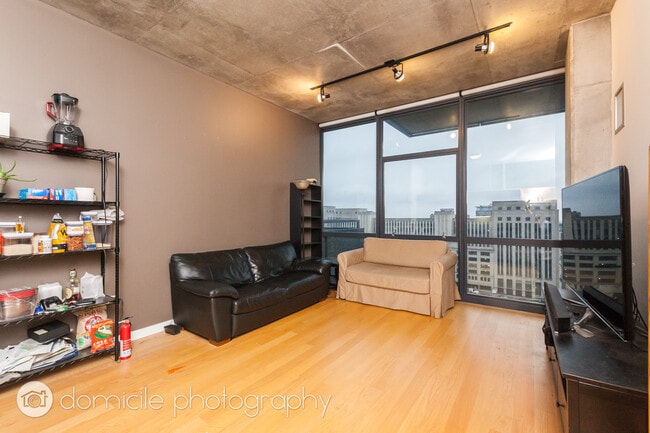 Photo - 235 W Van Buren St Unit 2113