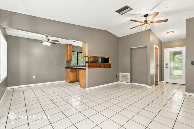 34317 Shaffer Dr