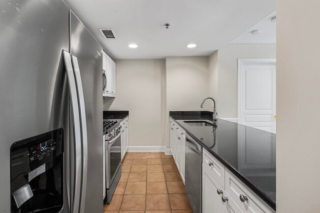 70 Adams St Unit 2A