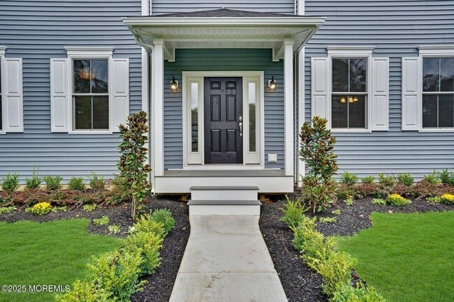 Photo - 909 Bloomfield Ave